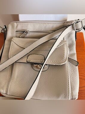 Amherst Crossbody Bucket Bag by. BOC
Stone color